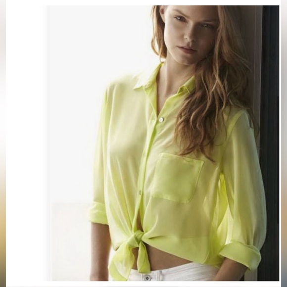 Velvet the brand sheet yellow button up - Picture 2 of 6